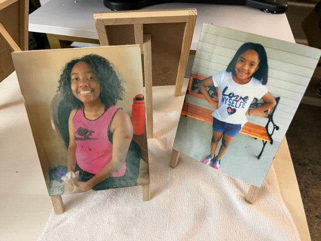 Wooden Photo Easel